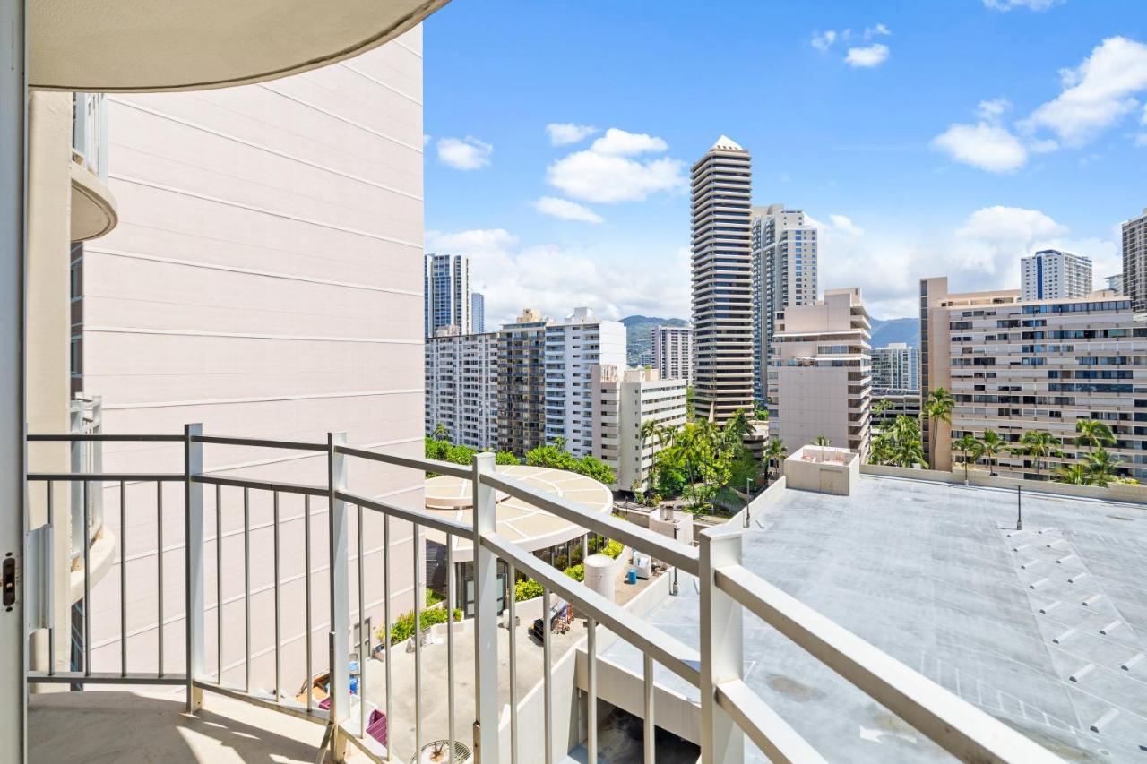 Newly Renovated Ilikai Marina Studio - Near Beach! Honolulu Exterior photo