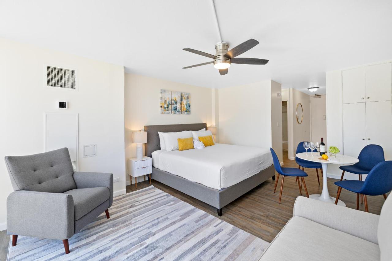 Newly Renovated Ilikai Marina Studio - Near Beach! Honolulu Exterior photo